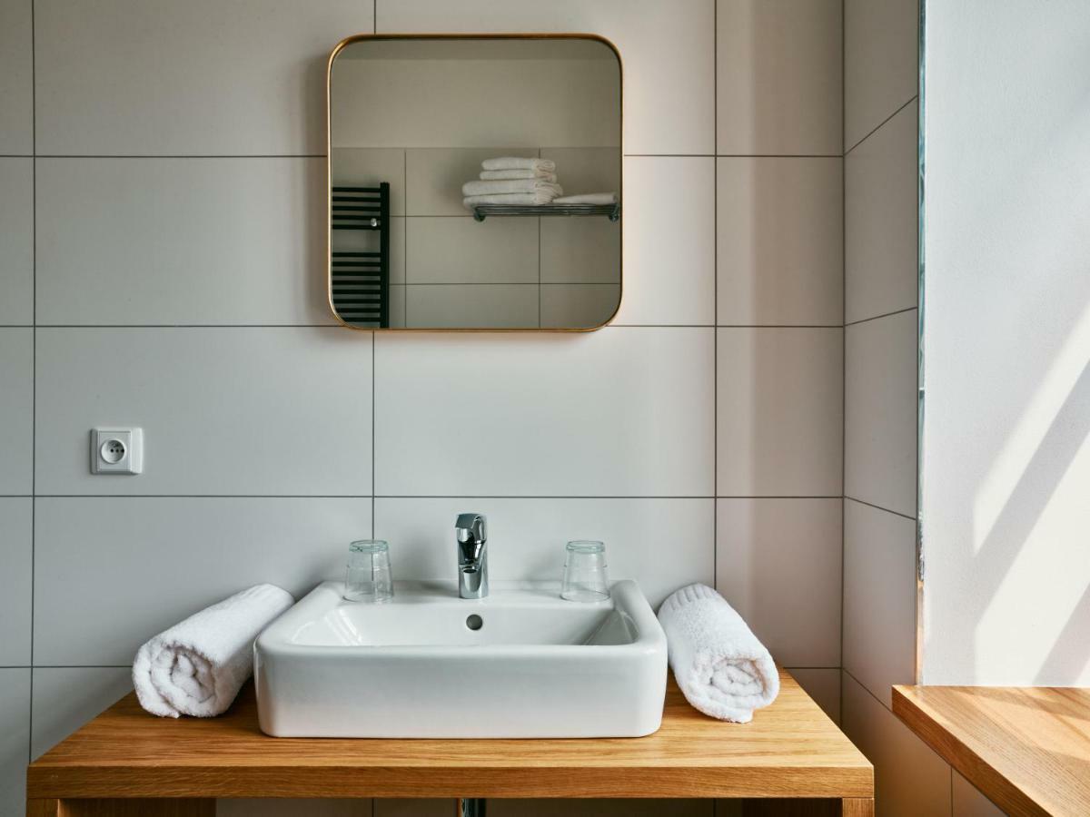 Hotel A Hostinec Slunce Osecna Ngoại thất bức ảnh